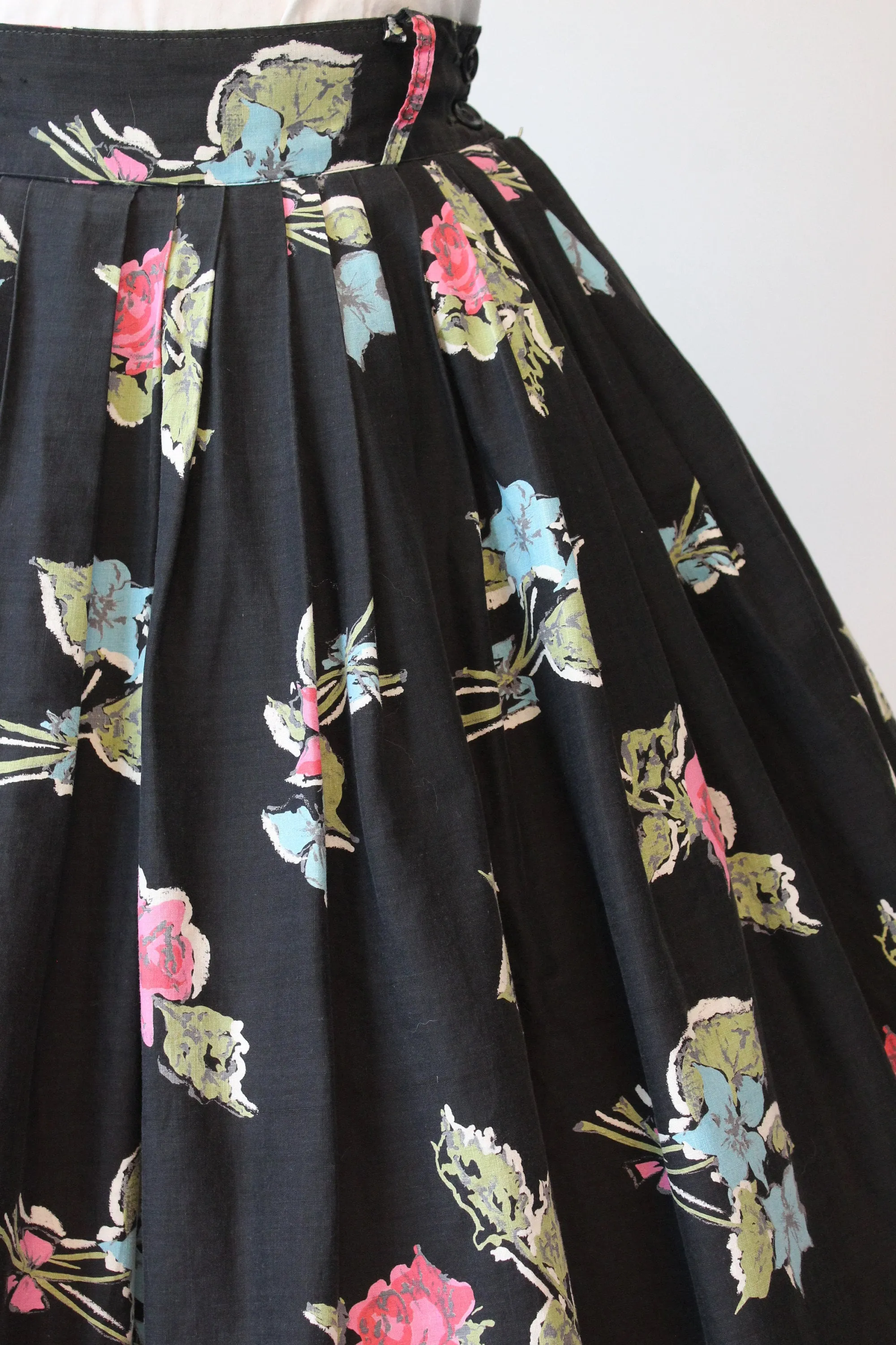 1950s PINK ROSE print cotton skirt small | new spring summer