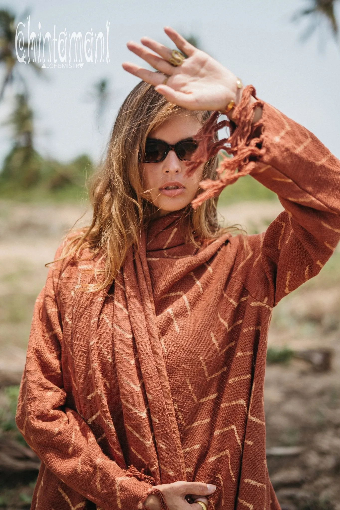 Blanket Sleeves Shawl with Block Print / Rust