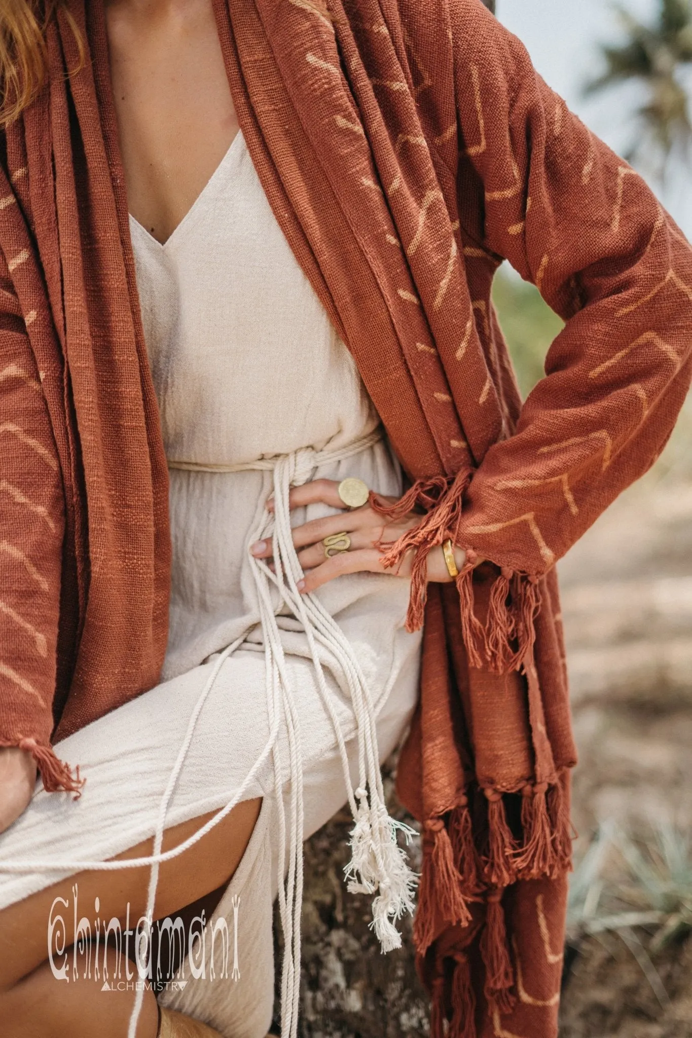 Blanket Sleeves Shawl with Block Print / Rust