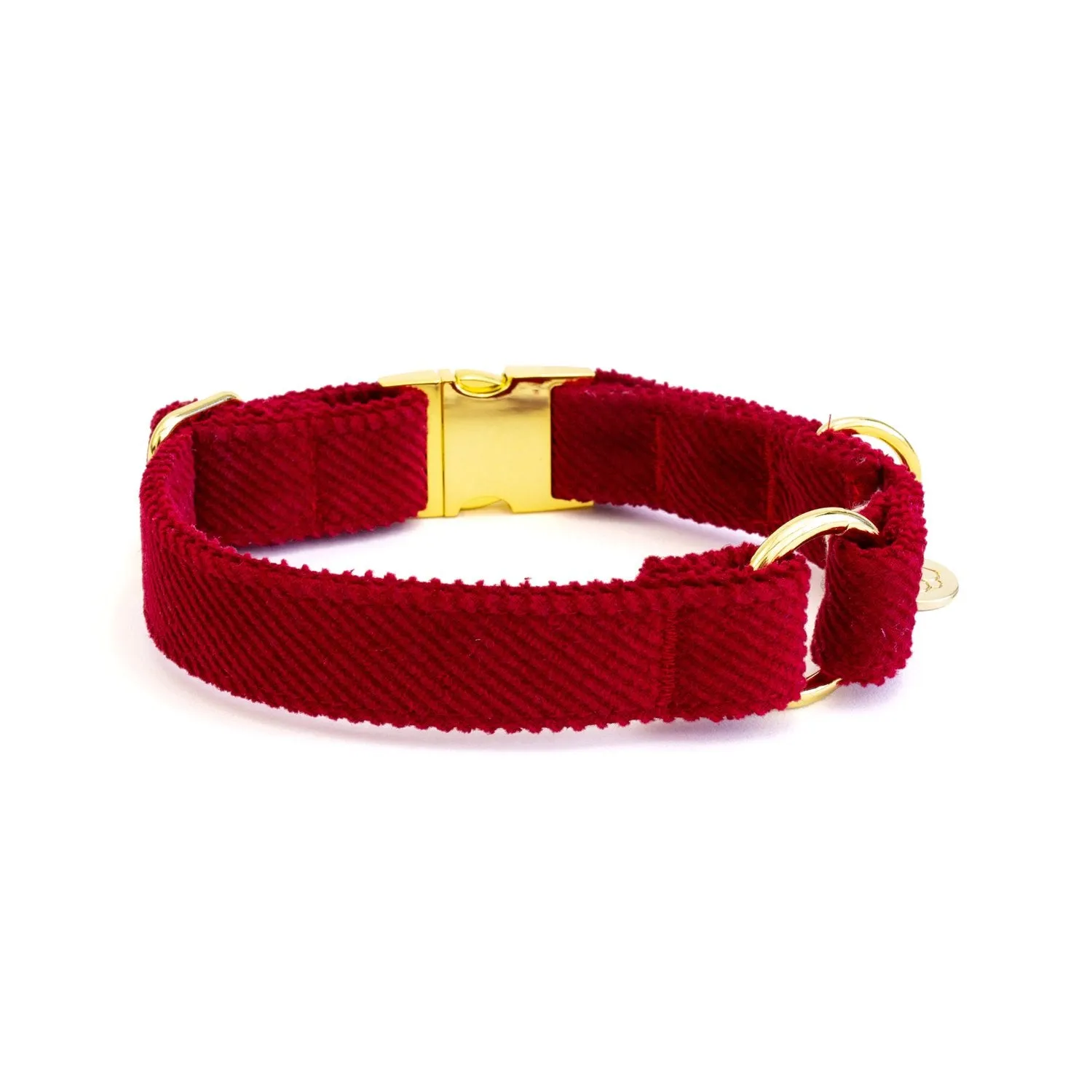 EatPlayWag Carmine Corduroy Collar