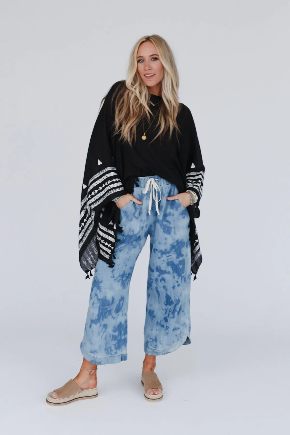 Fallon Embroidered Sleeve Tassel Poncho - Black