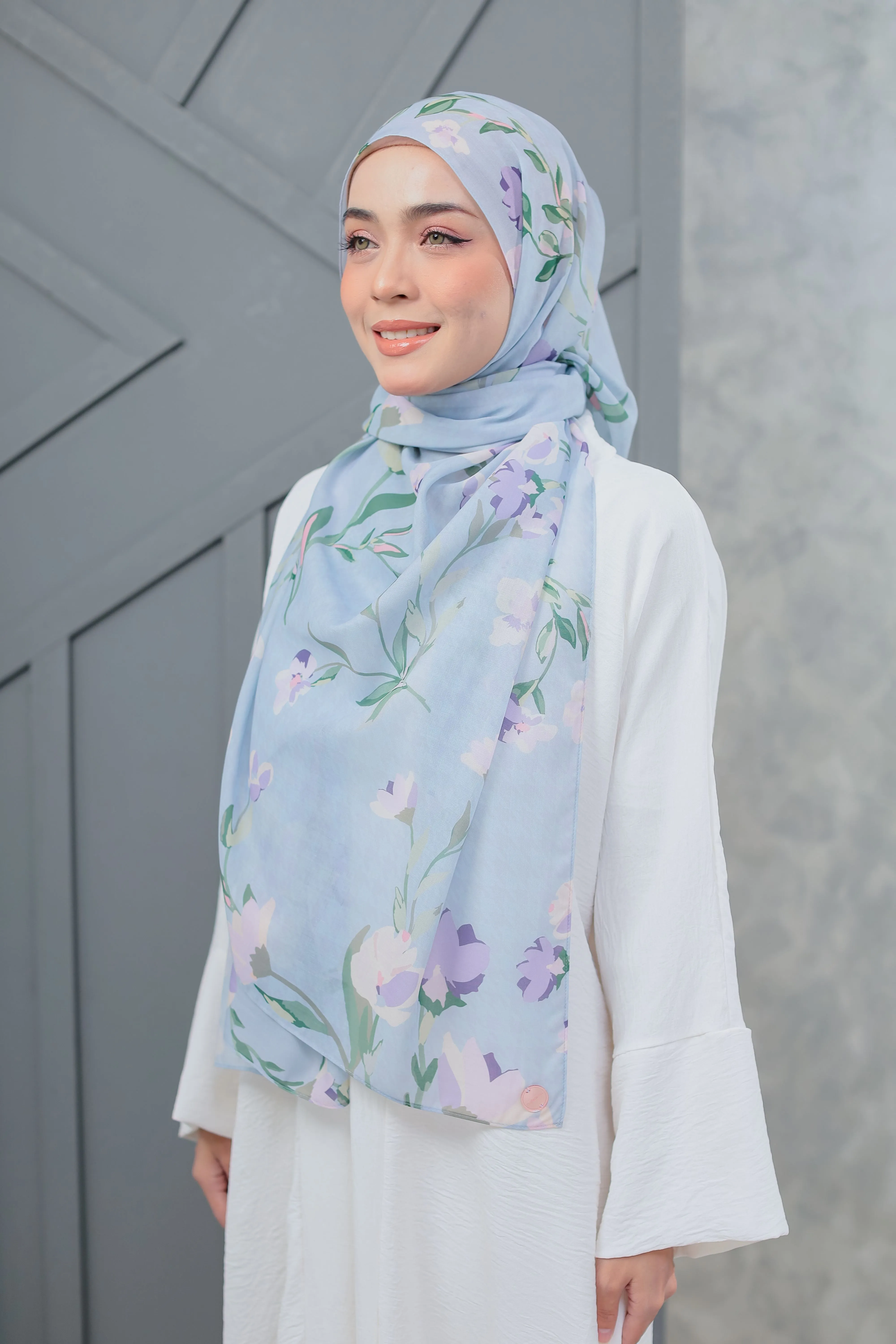 Fleur Cotton Shawl in Sky Blue