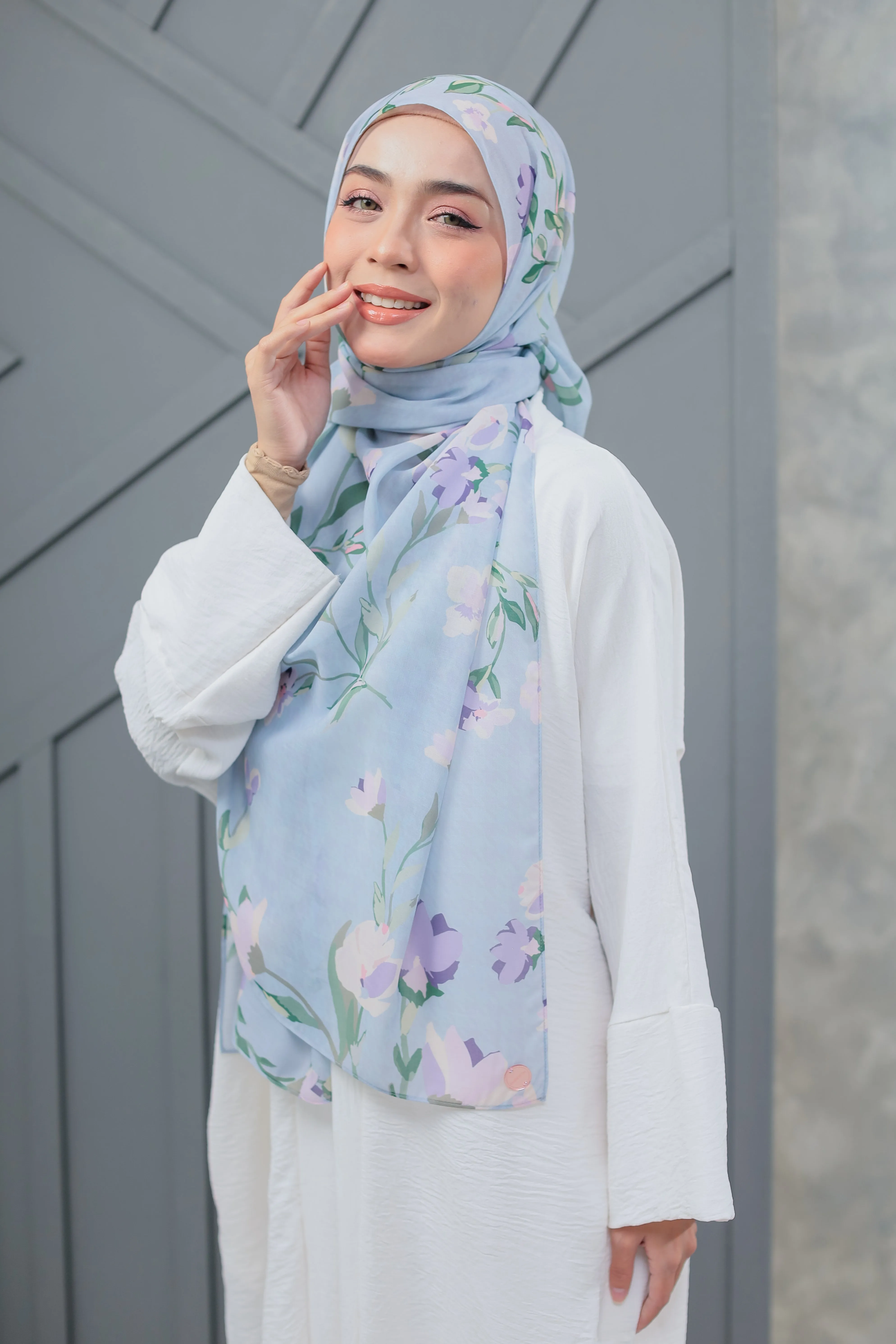 Fleur Cotton Shawl in Sky Blue