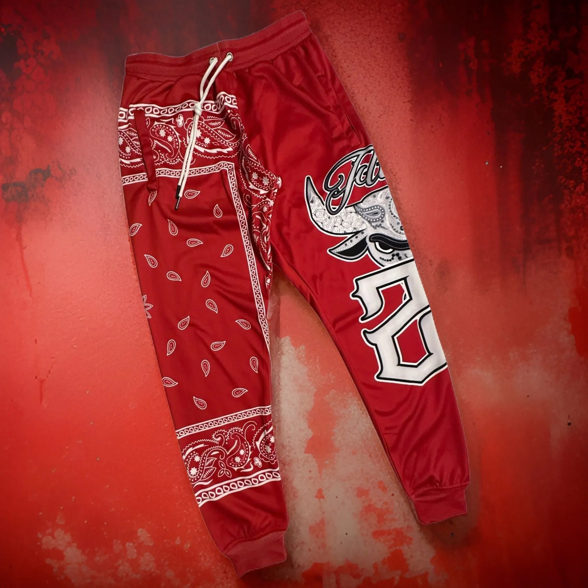 *FLIGHT 23* RED BANDANA / PAISLEY JOGGER SWEATPANTS (FLEECE LINED & BACK ZIP POCKET)