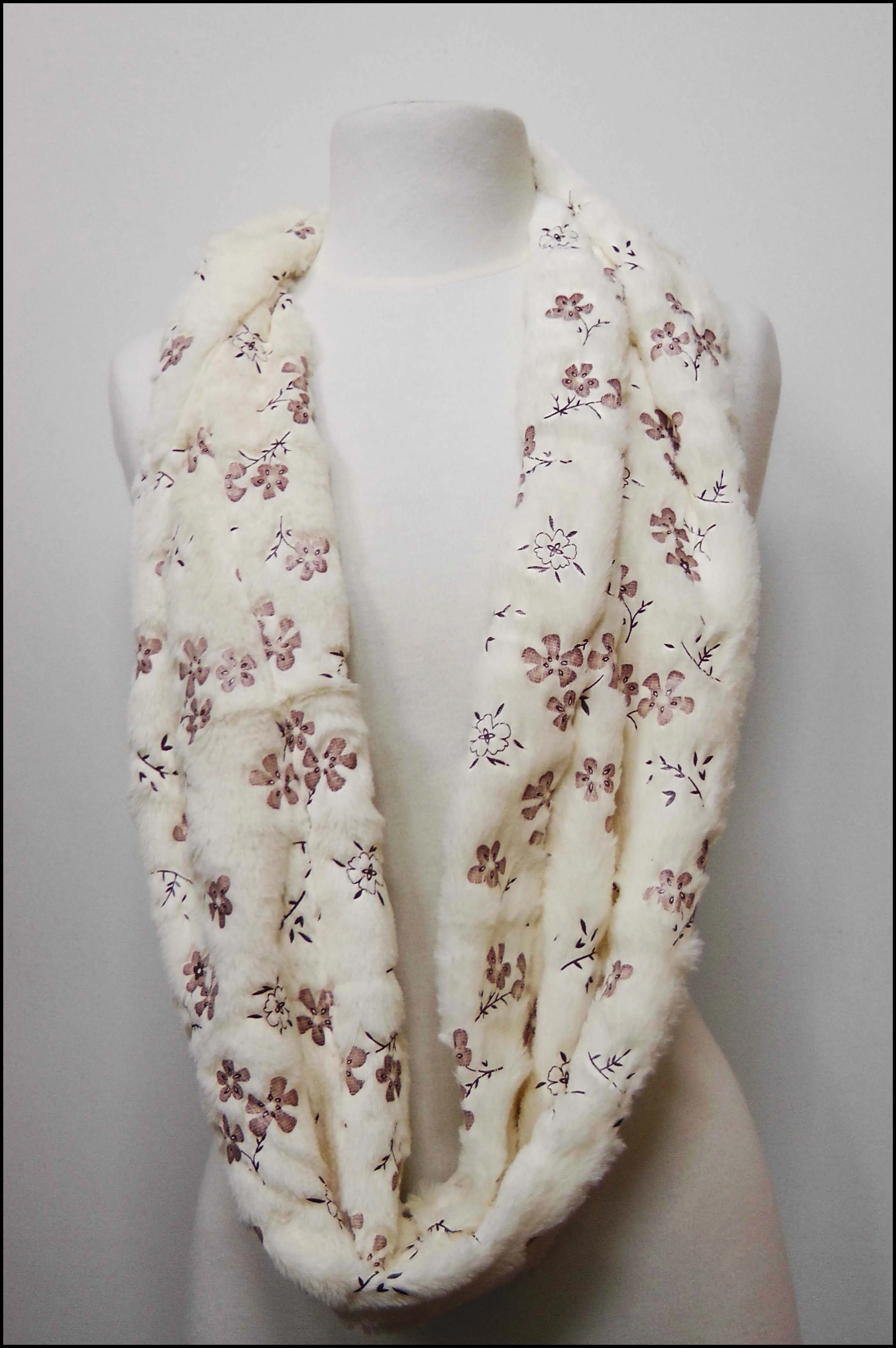 Flower Pattern Faux Fur Infinity Scarf