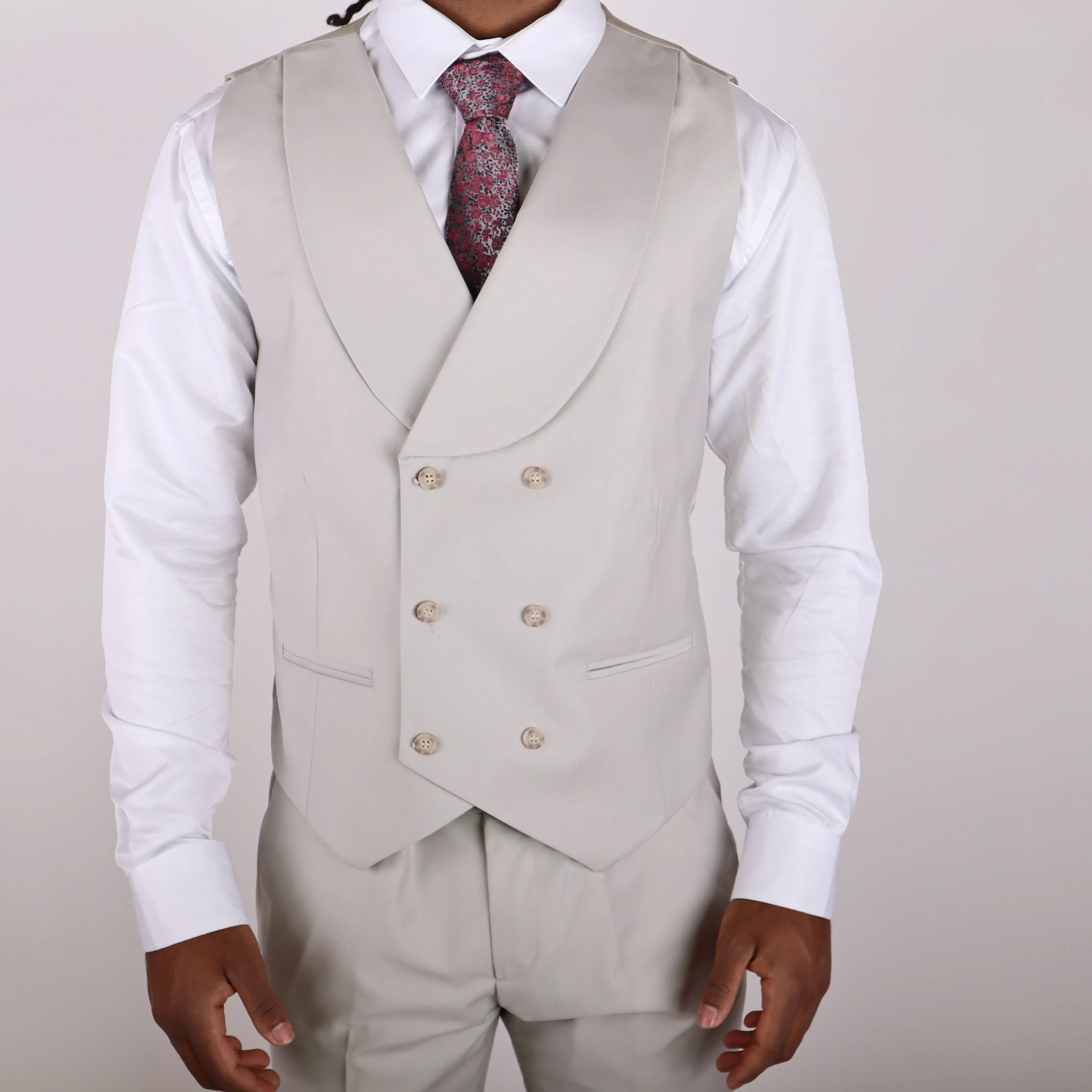 Ivory Avanti Milano Peak Lapel Barchetta Pocket Three Piece Suit