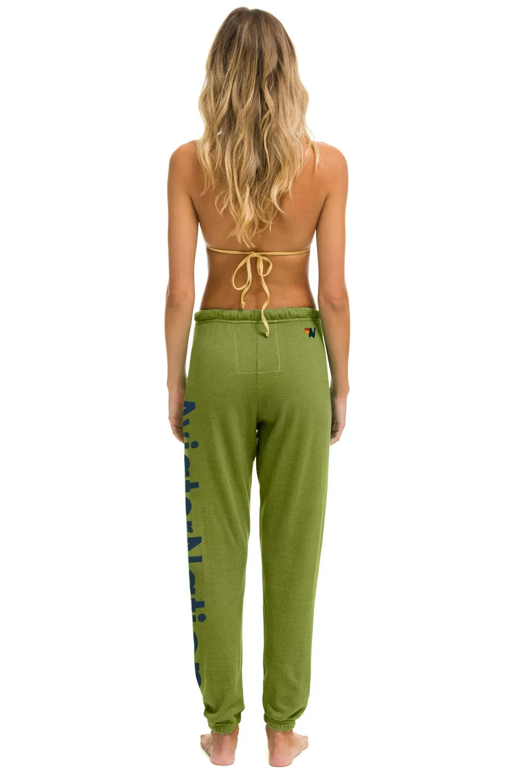 KENTUCKY DERBY 2024 UNISEX SWEATPANTS - JUNGLE GREEN