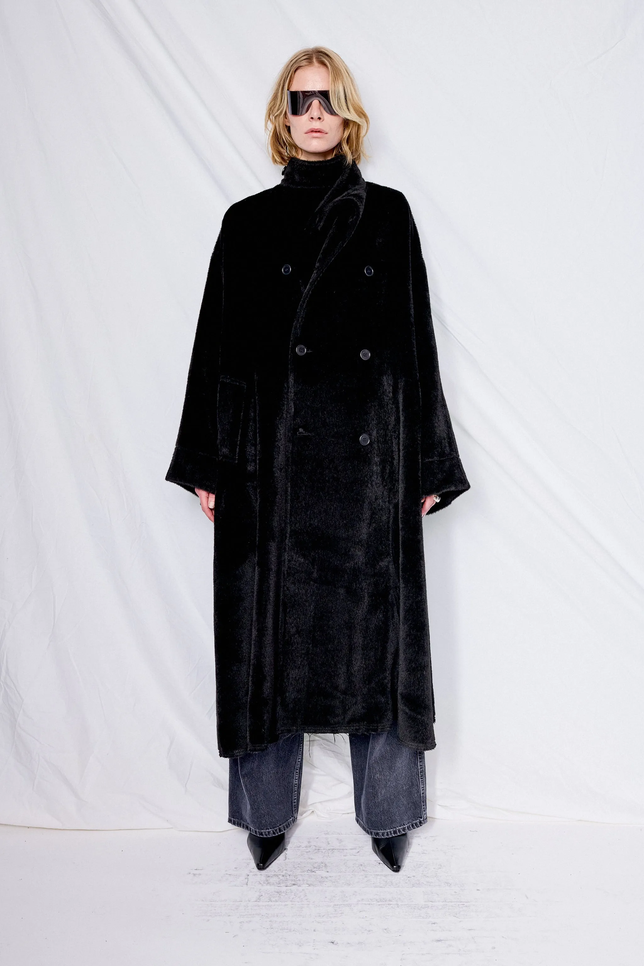 No.65 Black Loro Piana Suri Alpaca Oversized Coat