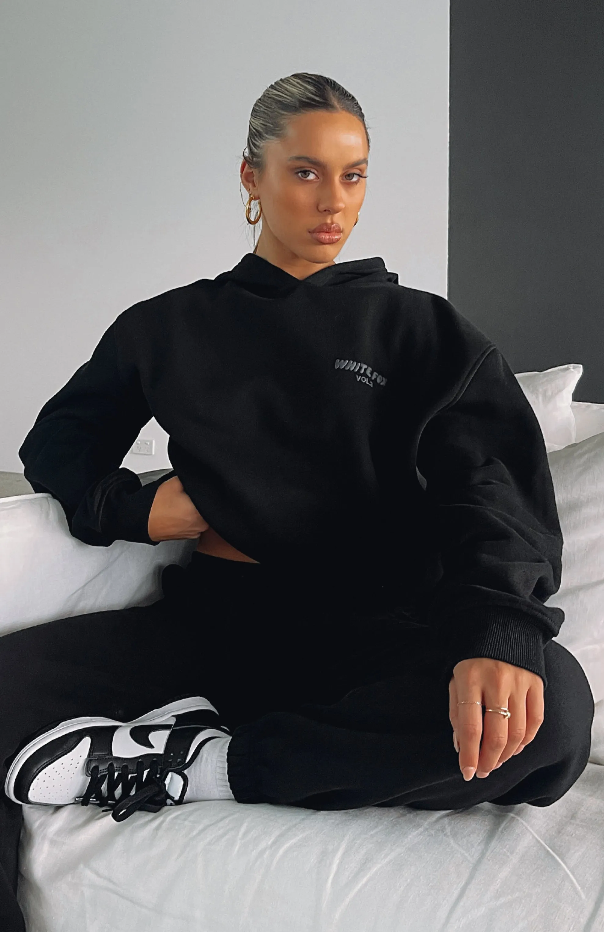 Offstage Hoodie Onyx