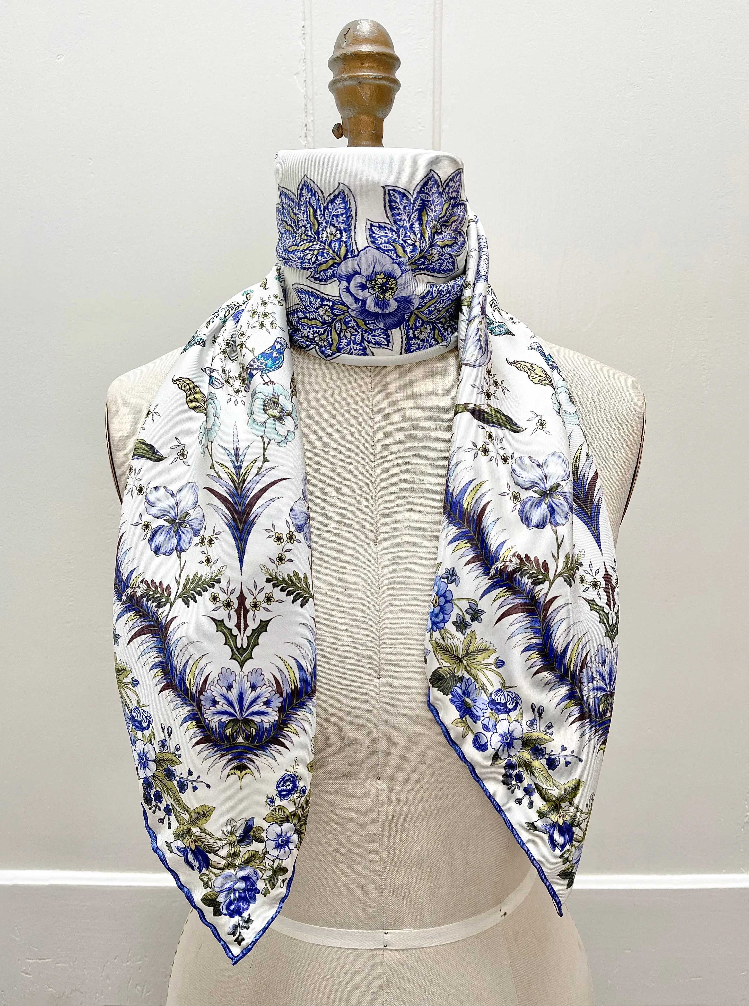 Personalized Floral Flight Scarf