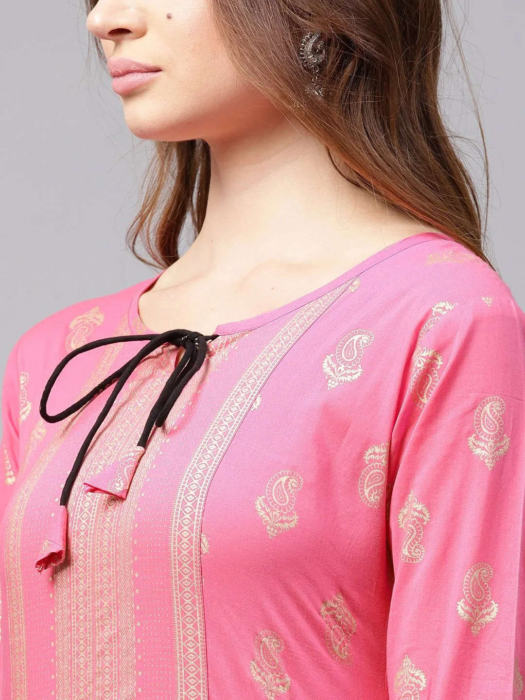 Pink Golden Print 3/4Th Sleeve Cotton Kurta With Black Printed Skirt