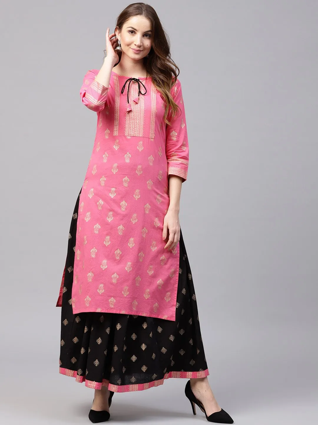 Pink Golden Print 3/4Th Sleeve Cotton Kurta With Black Printed Skirt