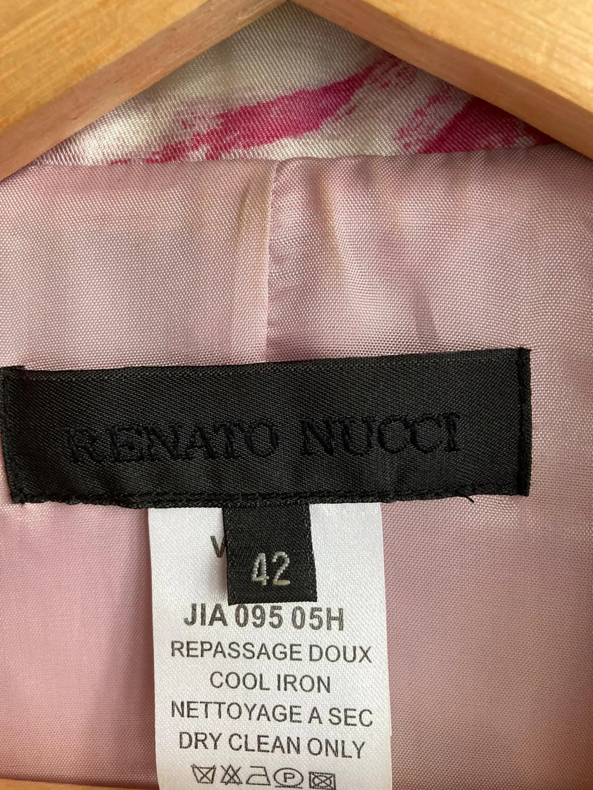 Renato Nucci Silk Dusky Pink Three Piece Skirt Suit Top And Jacket UK Size 14 Skirt UK Size 16