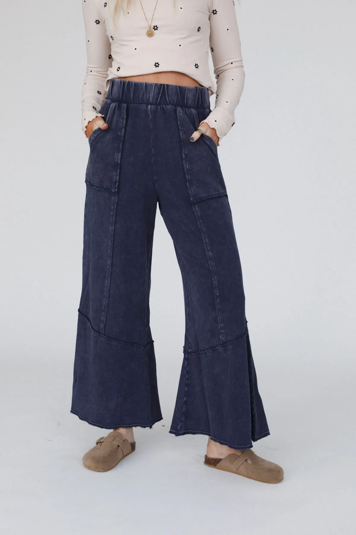 The Nest Sunset Shore Wide Leg Pants - Midnight