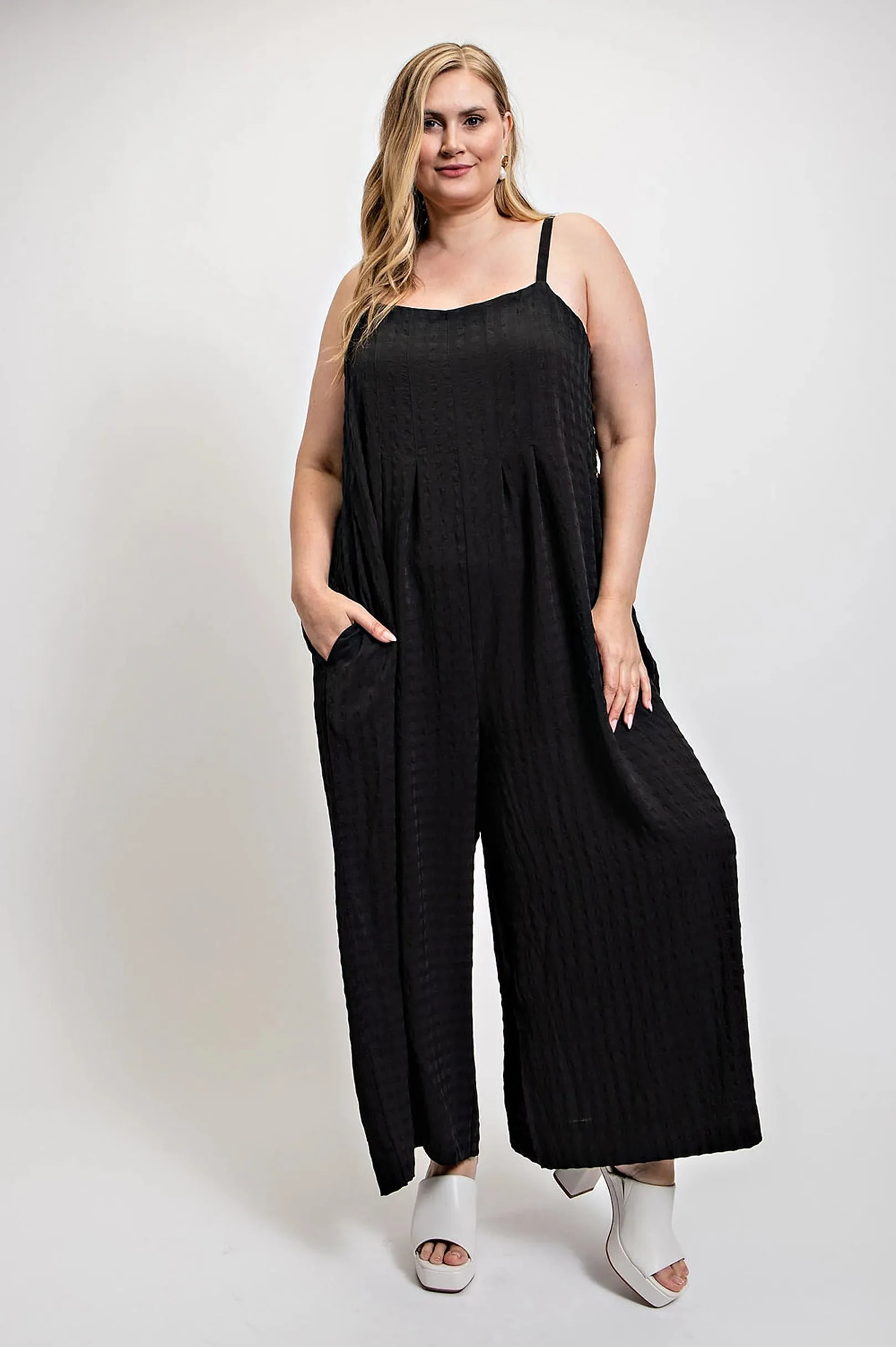 Trendy Plus Size Sleeveless Jumpsuit with Side Button Detail