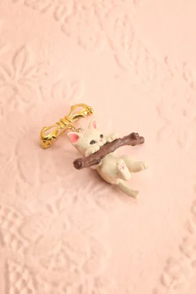 Yataki | Brooch w/ Kitten Charm